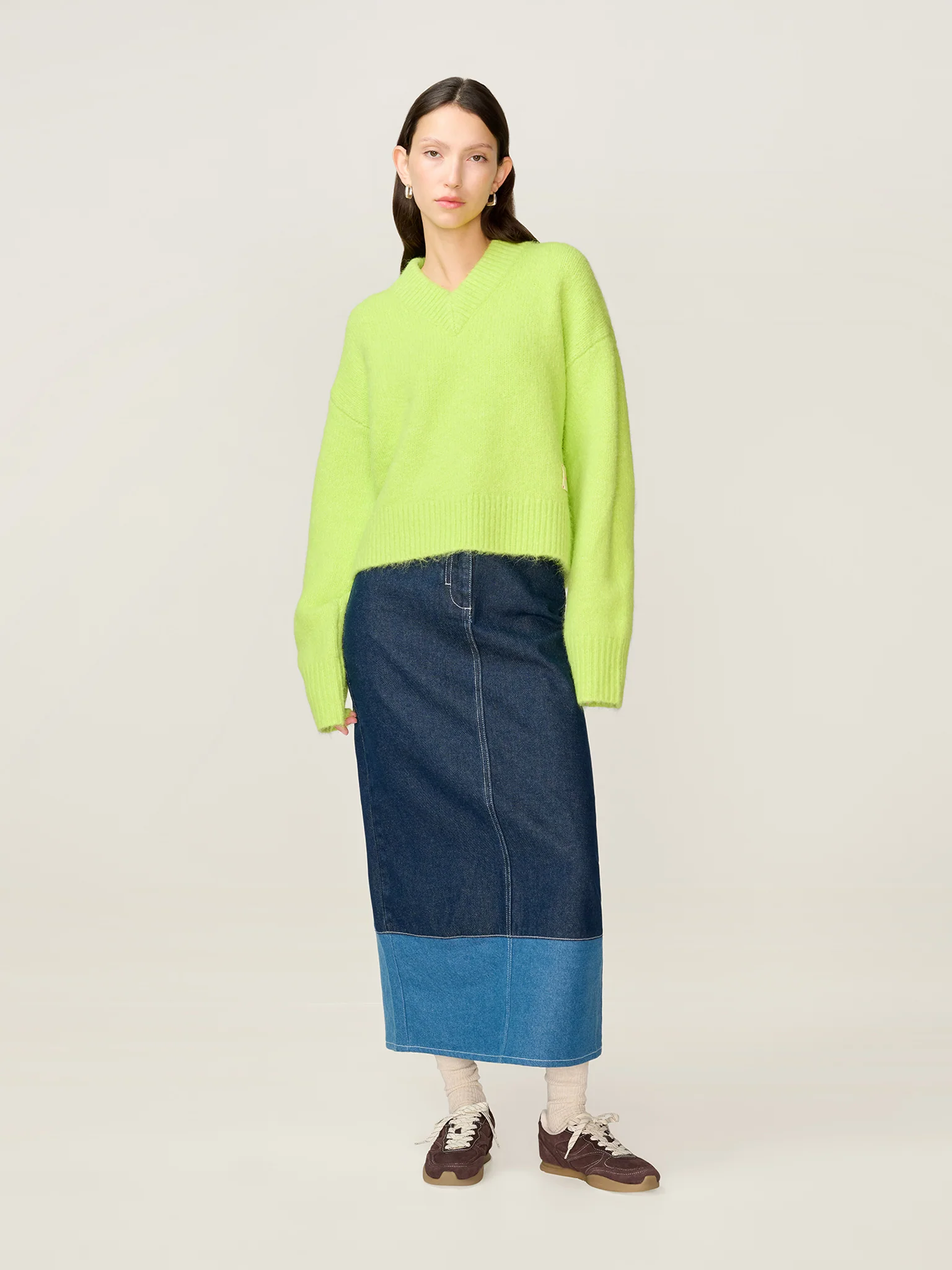 STUDIO OMNES Daria Jumper in Green - Image 2